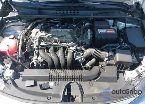 2021 Toyota Corolla Le z USA, uszkodzony, nr VIN 5YFEPMAE0MP211696